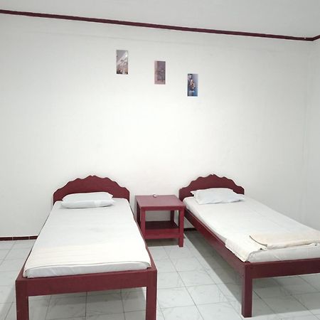 Harus Damai Inn Lagudri Ngoại thất bức ảnh